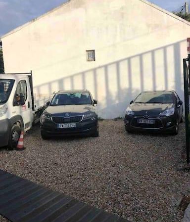 Logement Appartement Bourget Le Bourget Exterior foto